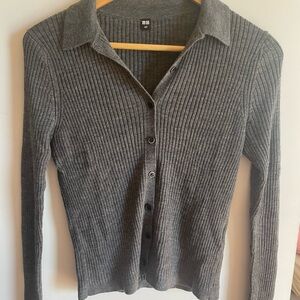 Uniqlo Gray Ribbed Sweater